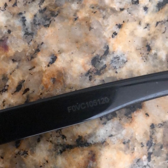 Saint Laurent Cat Eye Sunglasses Black - Picture 8 of 9